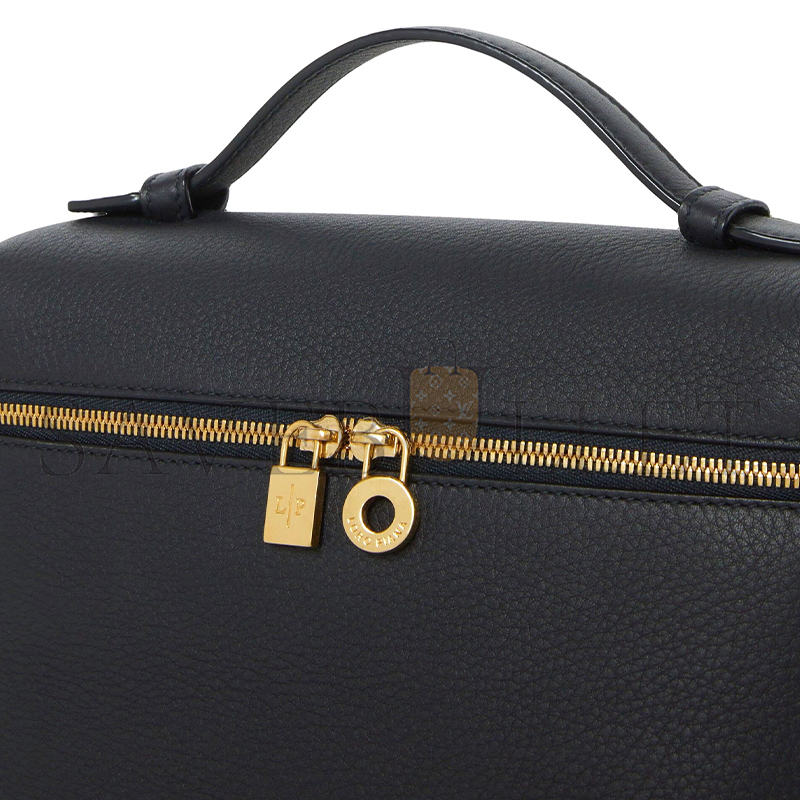 L**o p*ana extra pocket backpack l23.5 fan4041 (23*21*8cm)